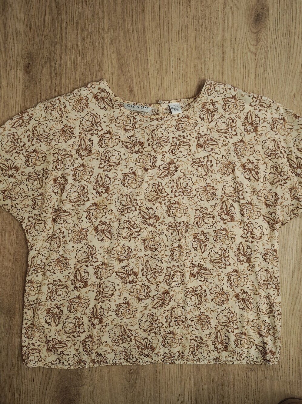 Chaus Cream Short Sleeve Floral Top with Brown Print
